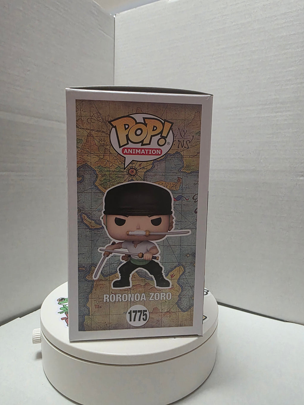 Funko Pop One Piece Roronoa Zoro 1775 side panel with One Piece map artwork and character illustration