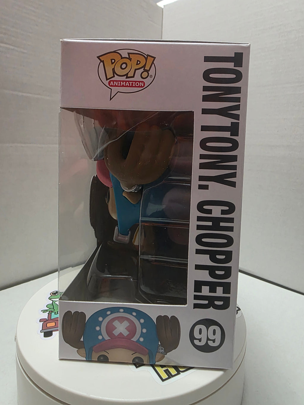 Funko Pop One Piece TonyTony Chopper 99 side panel with name