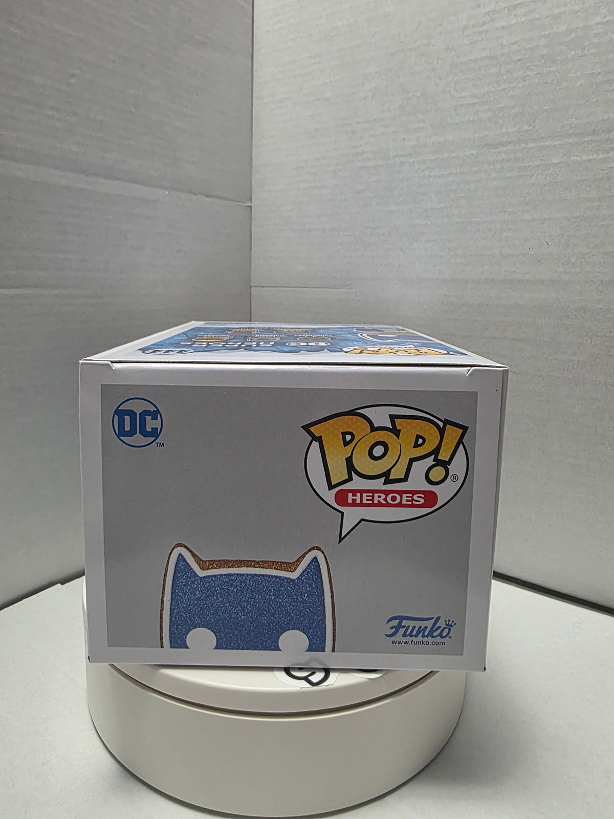 Funko Pop Gingerbread Batman #444 front panel close-up