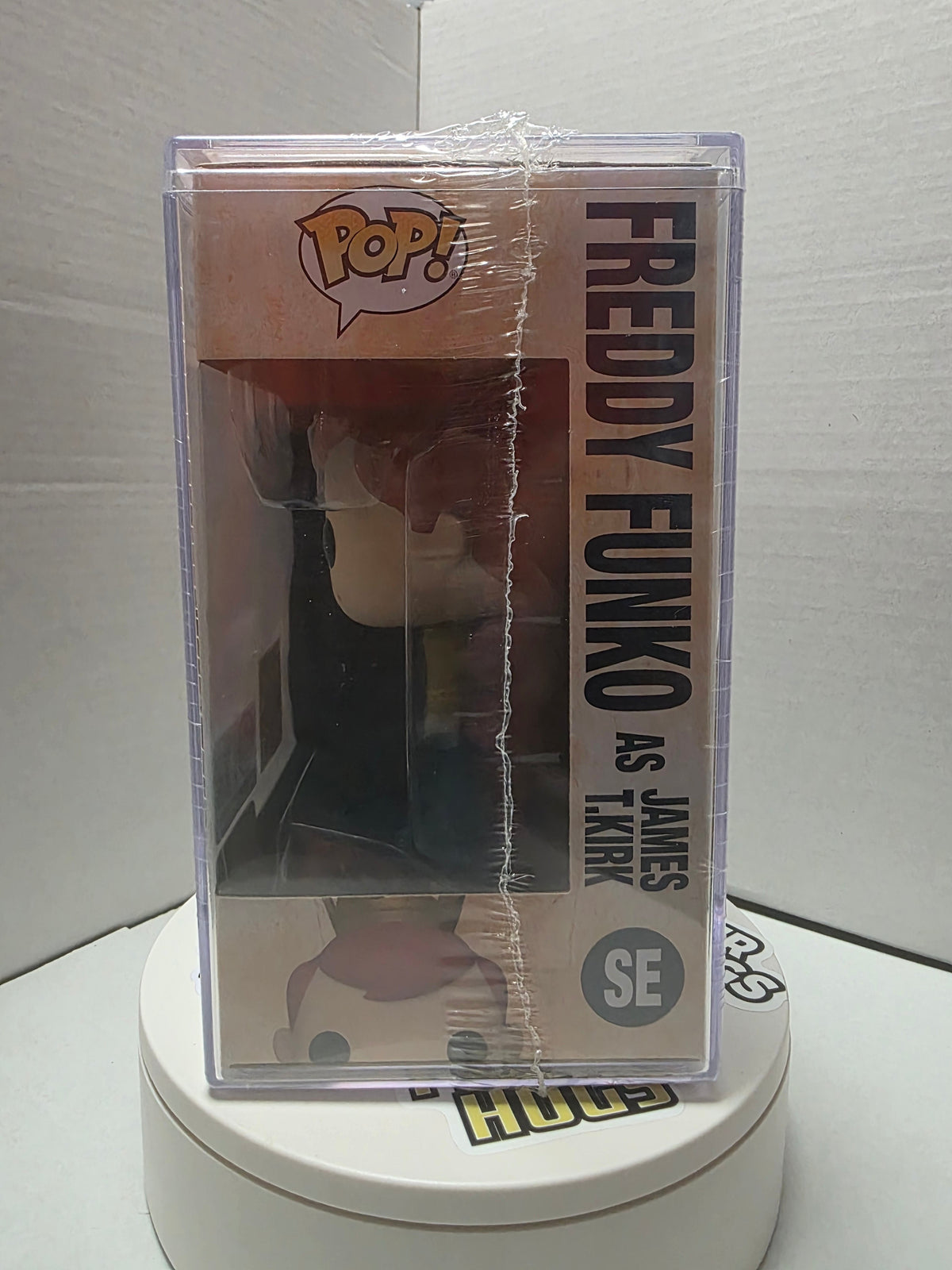 Funko Pop! Freddy Funko as James T. Kirk – Star Trek | Fundays 2026: Quest for the Grail SE (Limited Online Edition #94533)