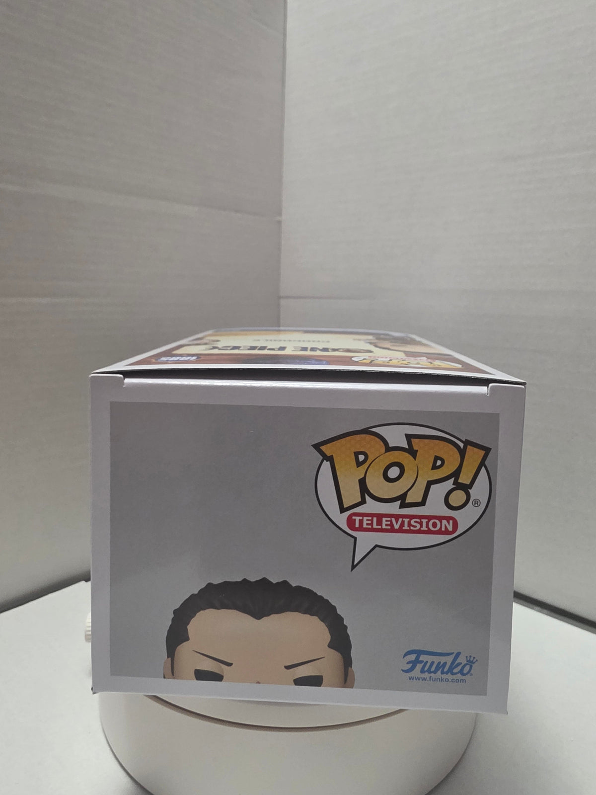 Funko Pop! Television: One Piece (Netflix) - Crocodile #1885 (Chalice Collectibles Exclusive / Funko Original)
