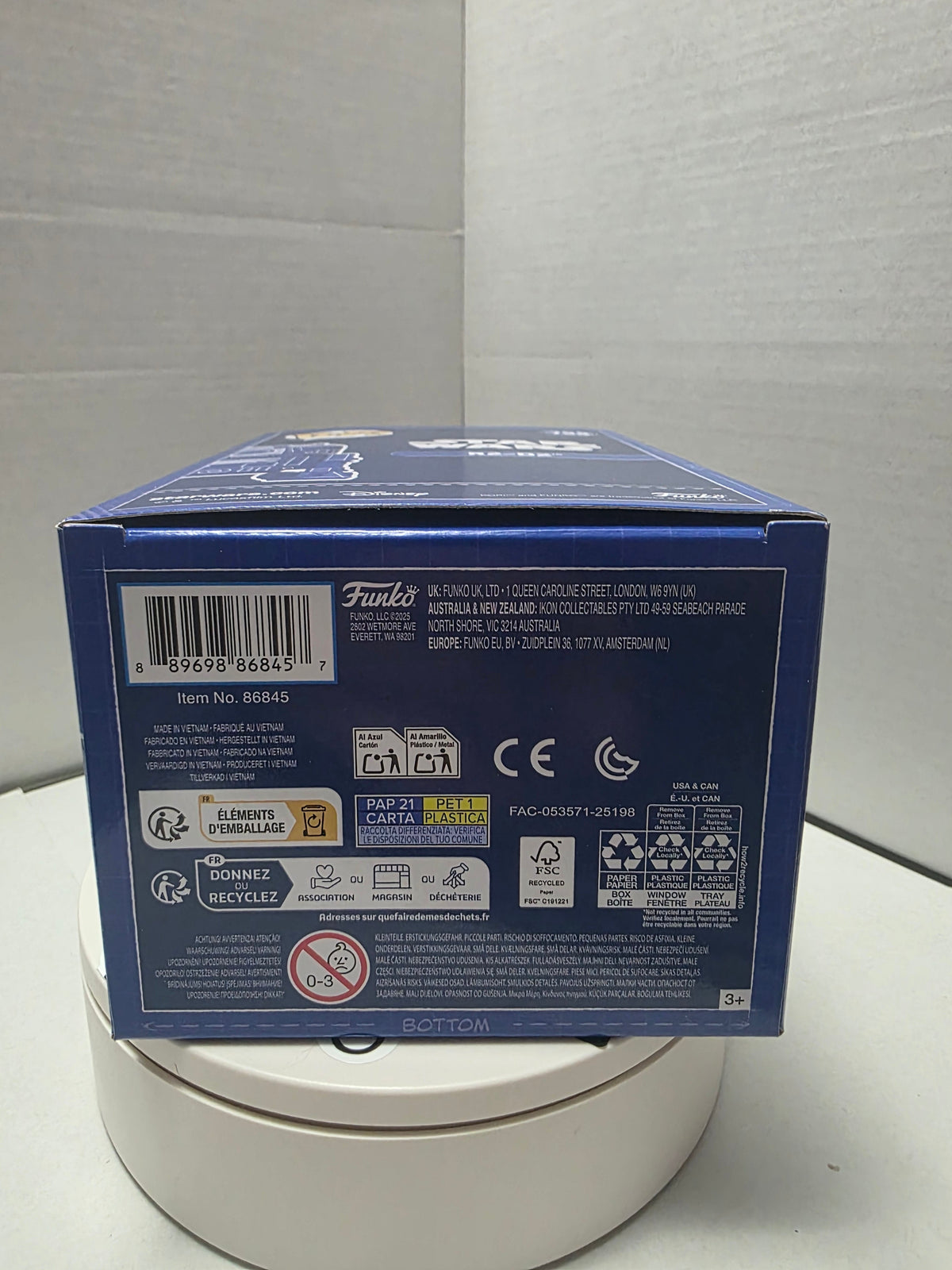 Funko Pop! Star Wars R2-D2 #798 (Blueprint) -Signed by Sam De La Rosa w/ "Bleep Bloop Beep!" Inscription – SWAU Authenticated