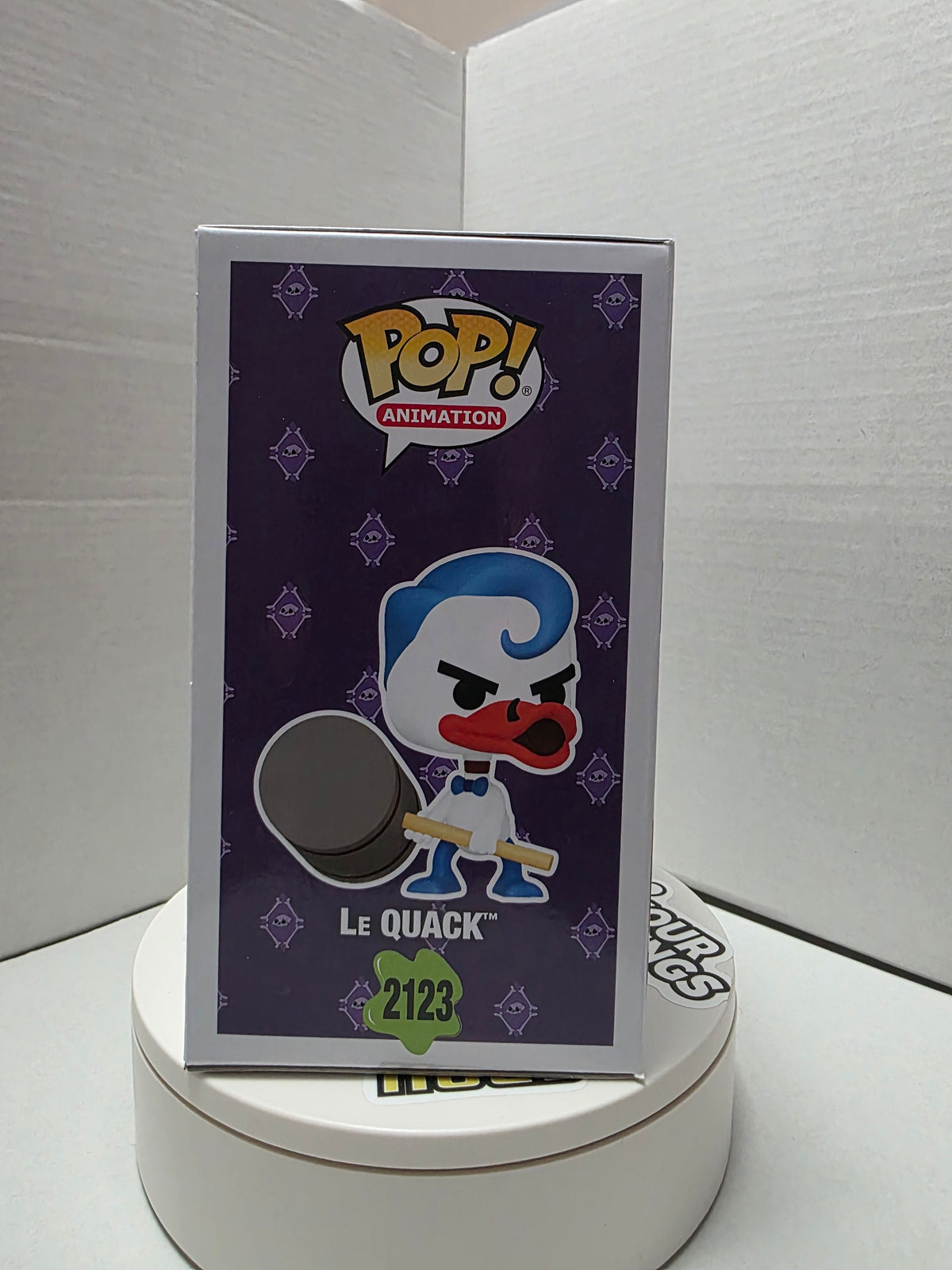 Funko Pop Le Quack #2123 Courage the Cowardly Dog front view