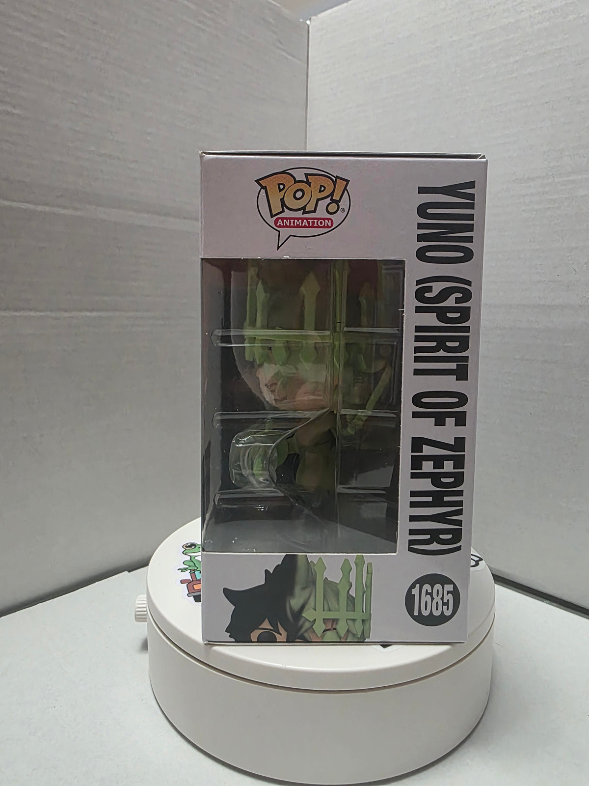 Funko Pop! Animation: Black Clover - Yuno (Spirit of Zephyr) #1685 (Chalice Collectibles Exclusive)