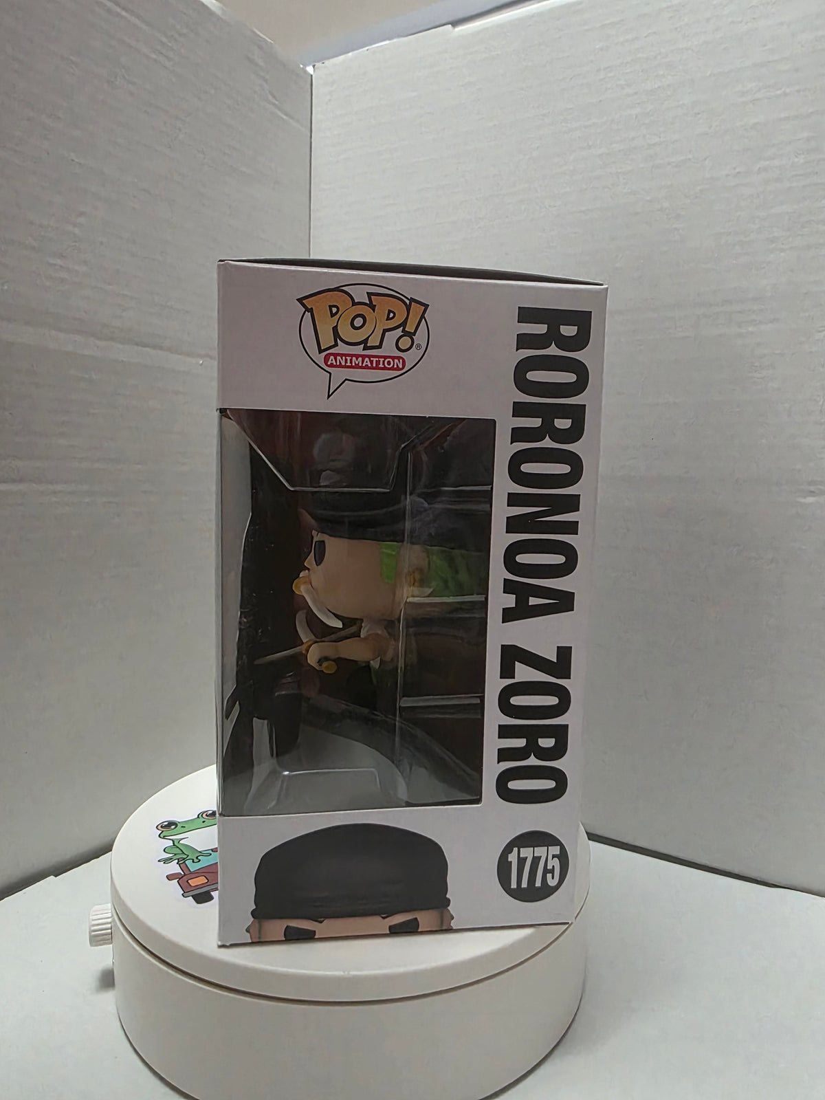 Funko Pop One Piece Roronoa Zoro 1775 bottom of box with UPC barcode and lot code GWT1240619