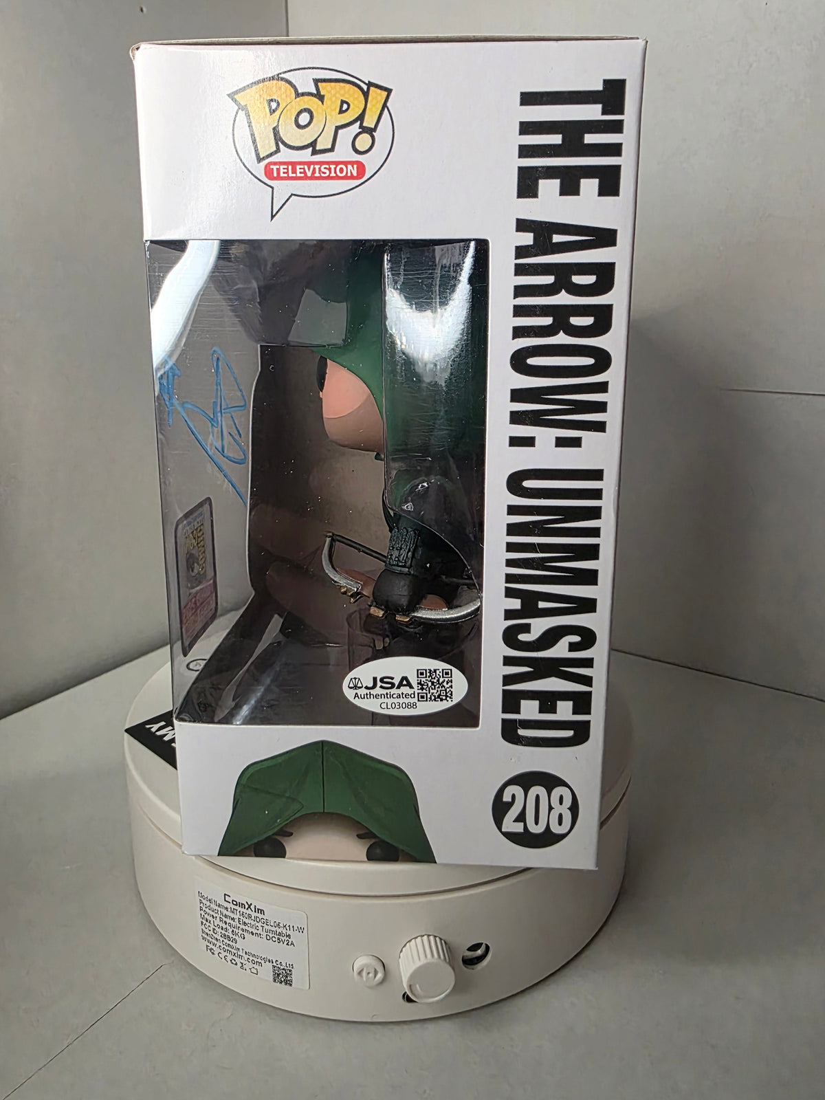 Funko Pop! Arrow #208 The Arrow: Unmasked SDCC 2015 Limited Edition Signed by Stephen Amell JSA Authenticated