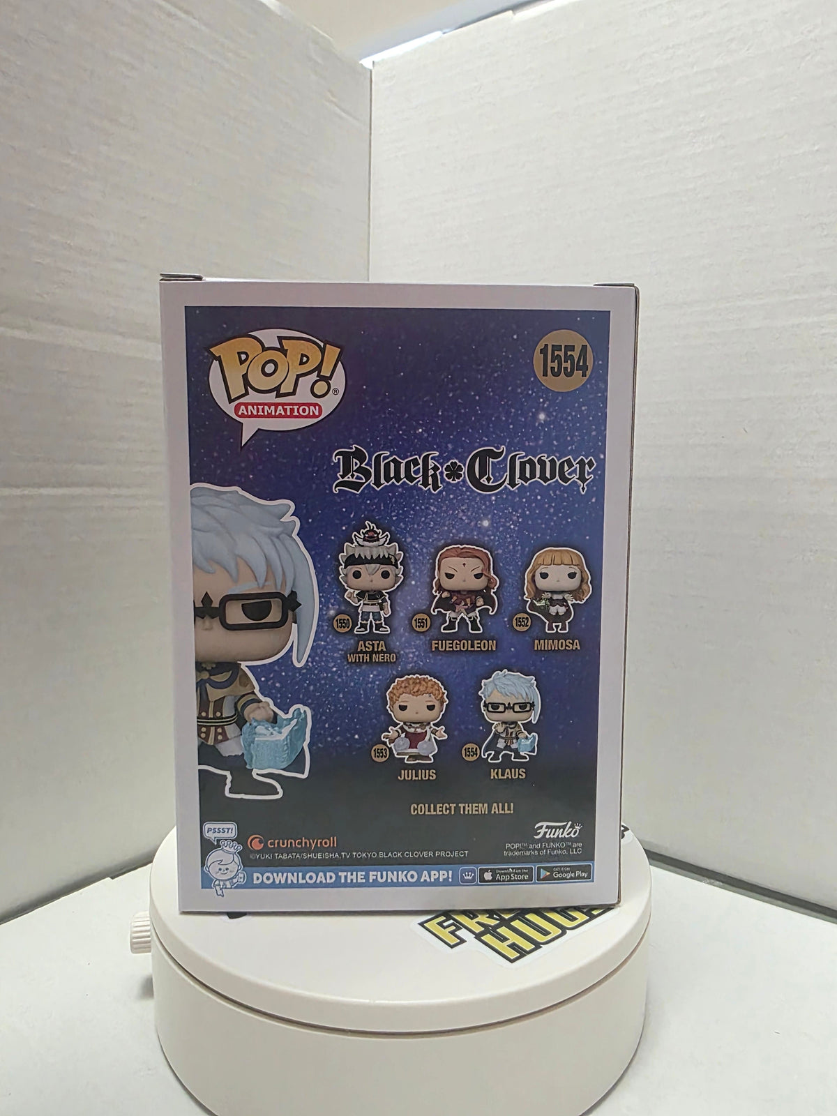 Funko Pop Black Clover Klaus #1554 back of box collect them all lineup