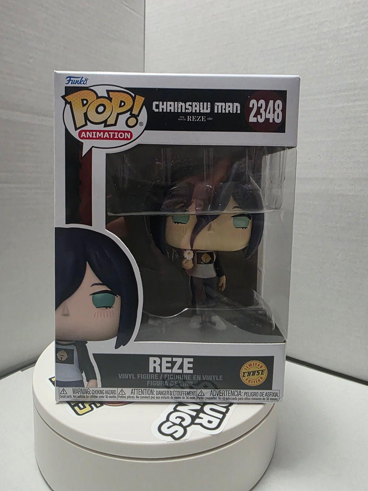Funko Pop! Animation: Chainsaw Man – Reze #2348 (Chase Limited Edition)