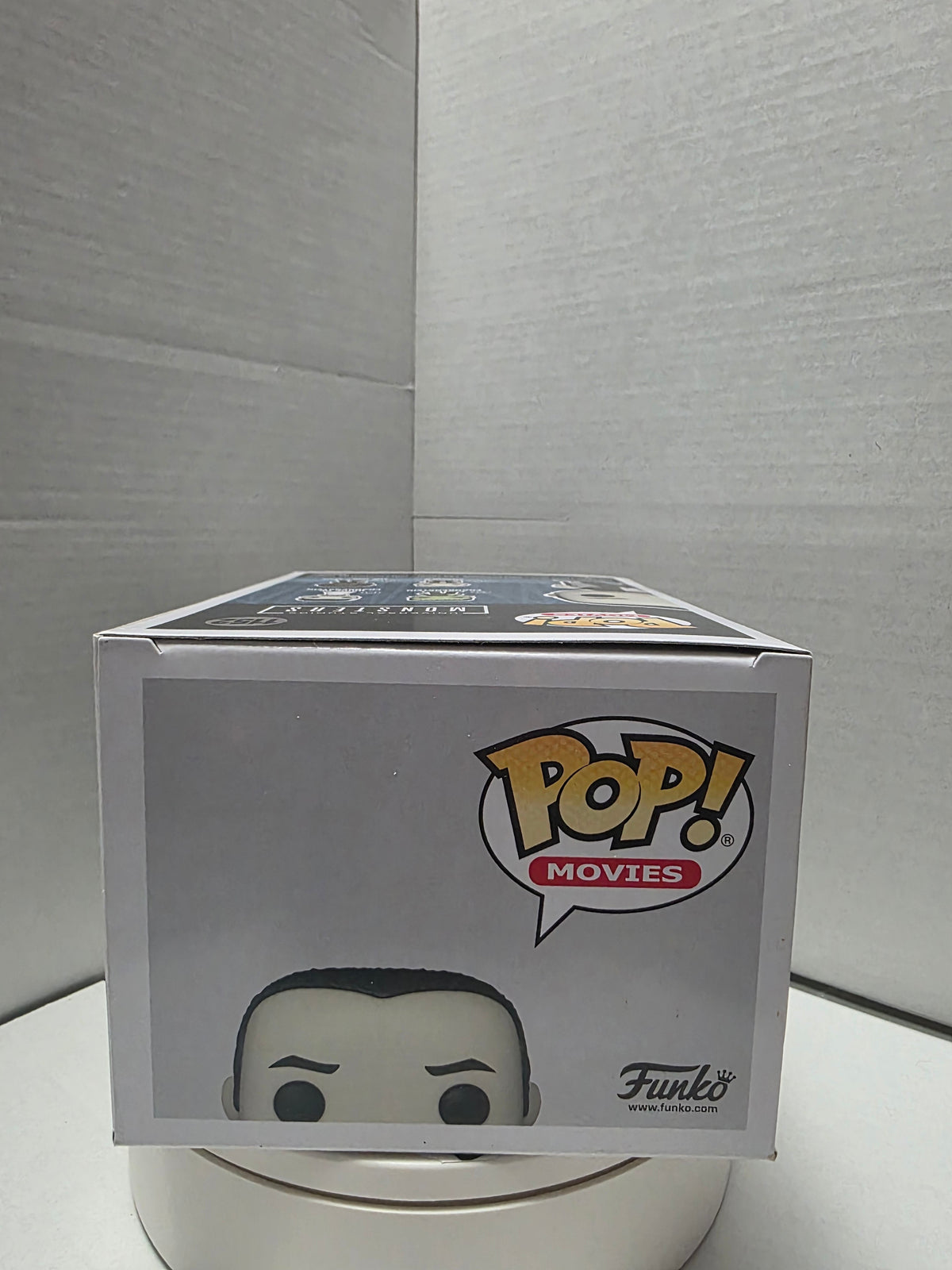 Funko Pop! Movies: Universal Monsters – Dracula #1152 (Walgreens Exclusive)