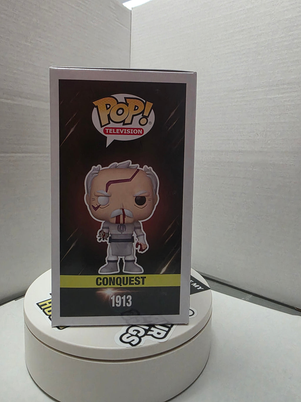 Funko Pop Invincible Conquest #1913 Chase back of box showing series lineup