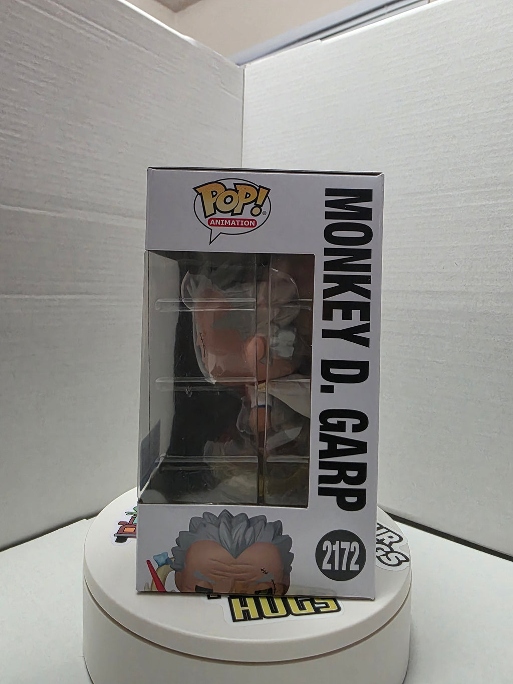 Funko Pop One Piece Monkey D. Garp #2172 - back of box