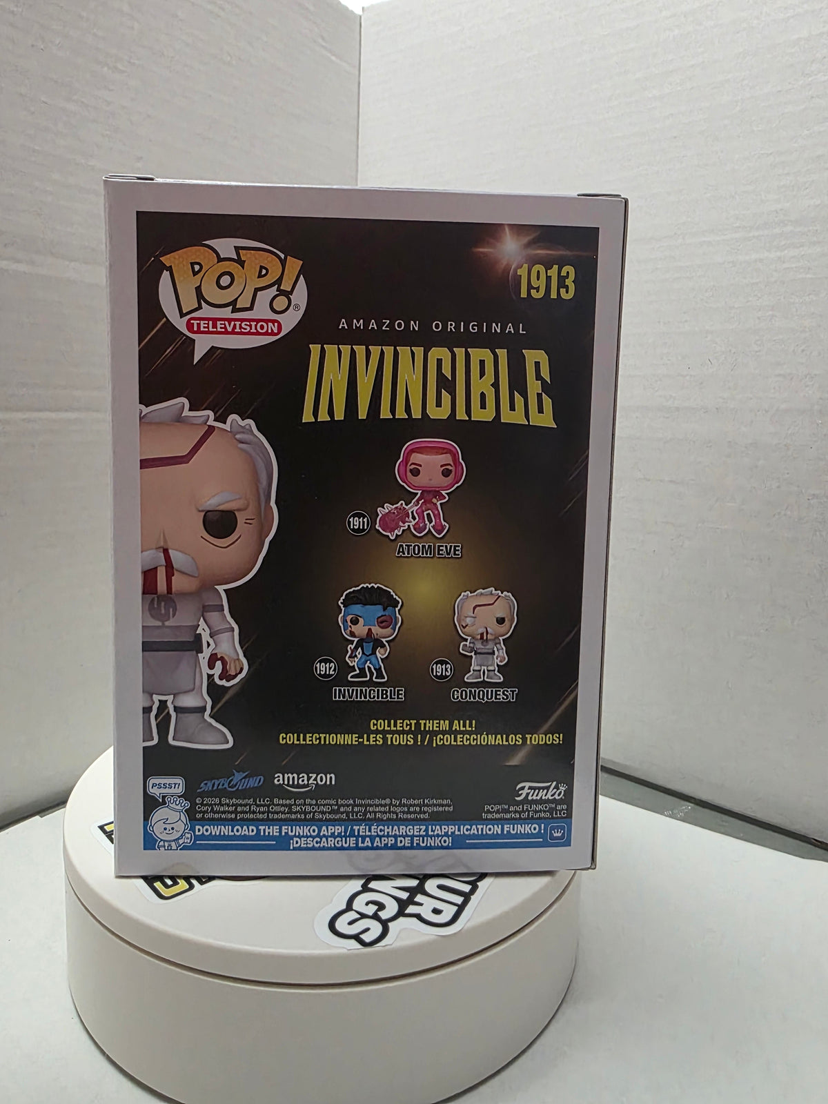 Funko Pop Invincible Conquest #1913 Chase side box art